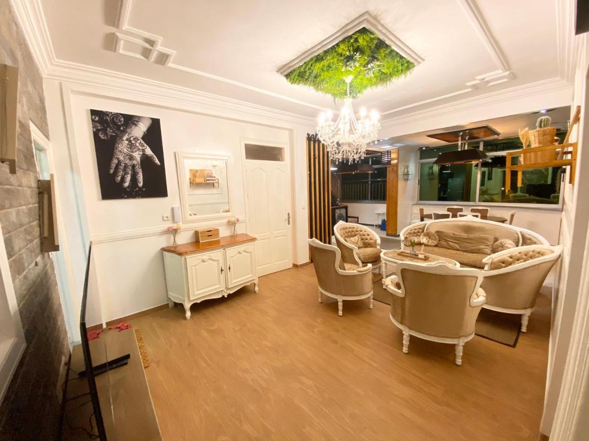 Appartement Avec Terasse Jaccuzi Barbecue Netflix Vue Sur Mer Totalement Gratuit Sans Supplement Alhucemas Exterior foto